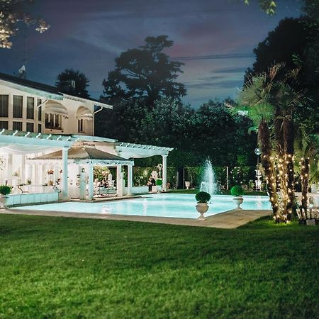 Villa Patrizia Magnago Eksteriør bilde