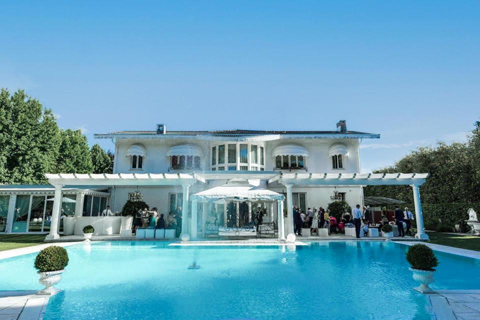 Villa Patrizia Magnago Eksteriør bilde